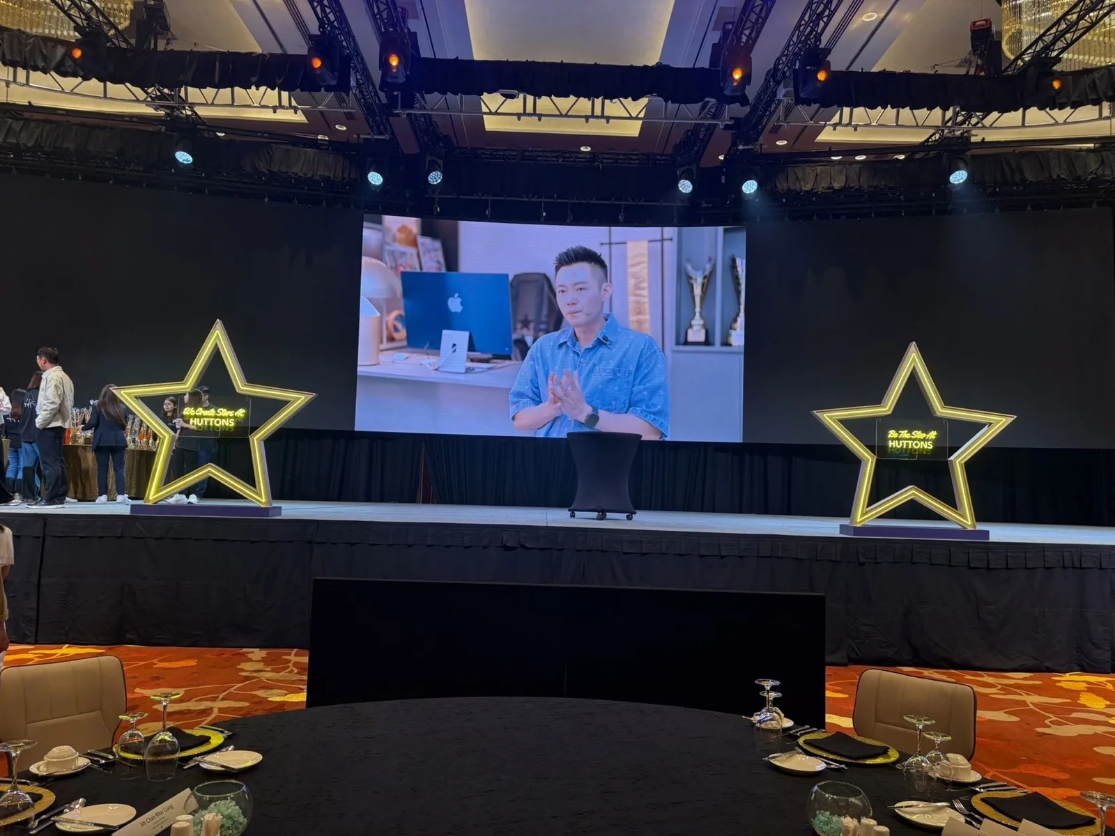Main stage and star installations at Huttons Convention Awards and Gala Dinner 2026