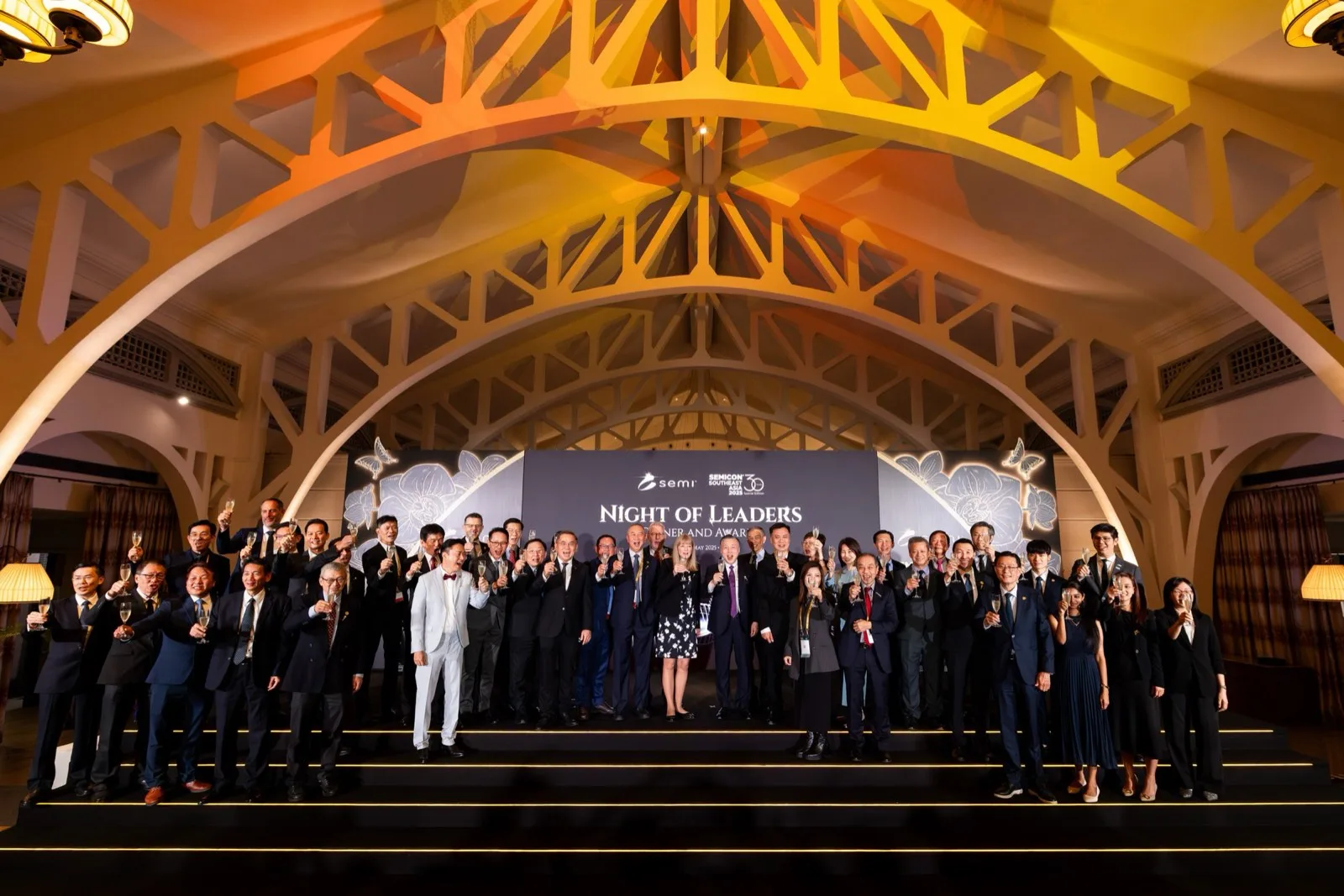 Guests celebrating at Semicon Gala Dinner 2025
